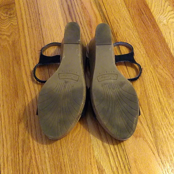 Unionbay cork wedge sandals, sz.8 1/2M - Picture 4 of 6